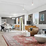 Holiday home Amazing In With Wi-fi *